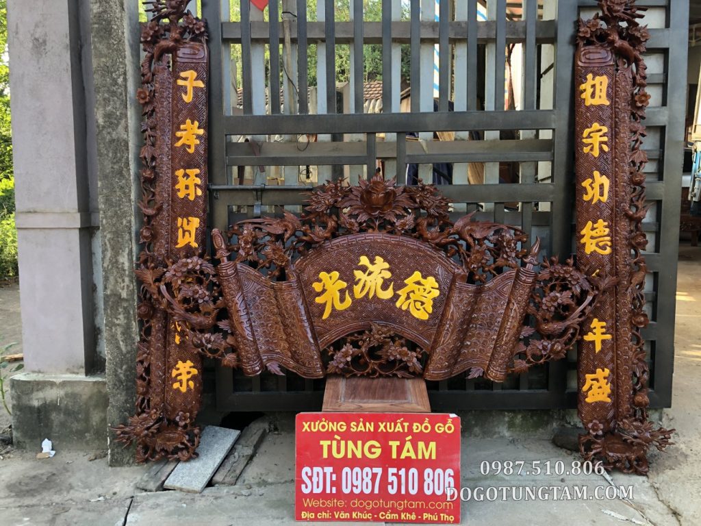 cuốn-thư-câu-đối-gỗ-mít