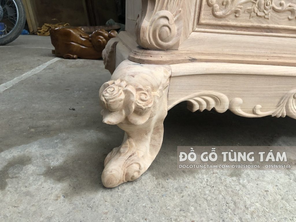 Kệ Tivi Louis Hoàng Gia gỗ Gõ Đỏ 2m4
