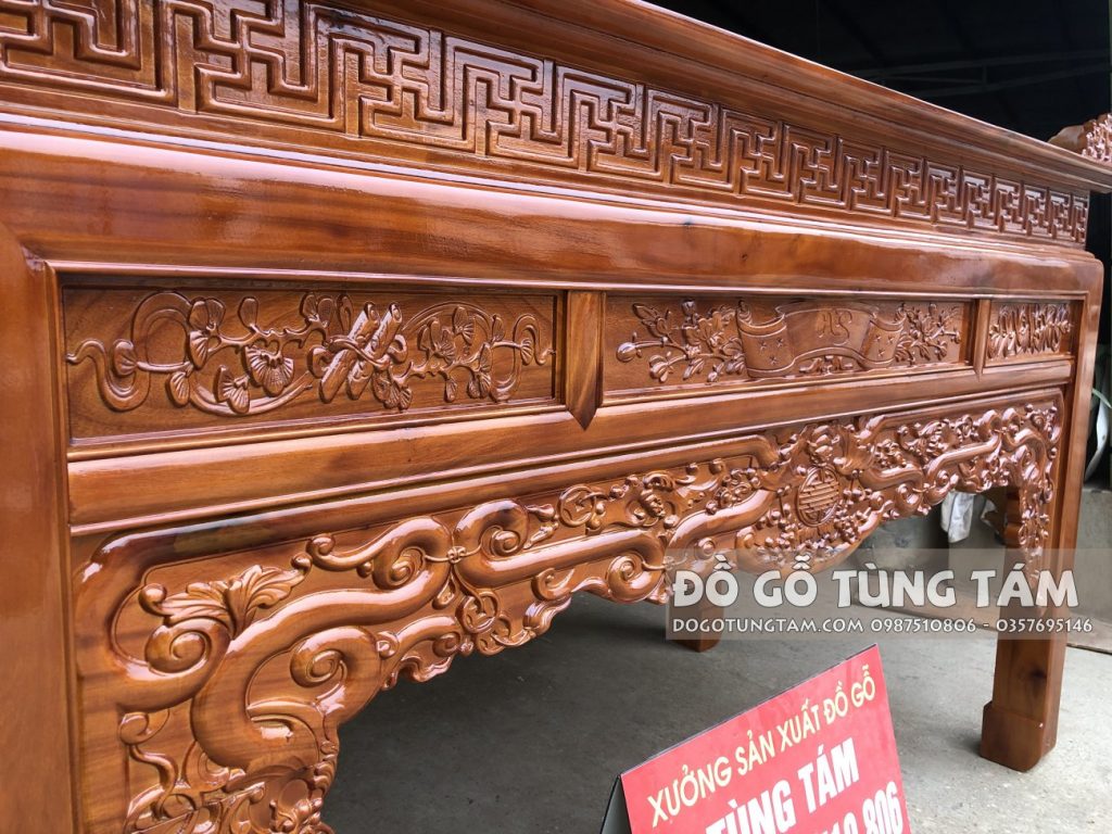 đường nét trạm khắc sắc nét
