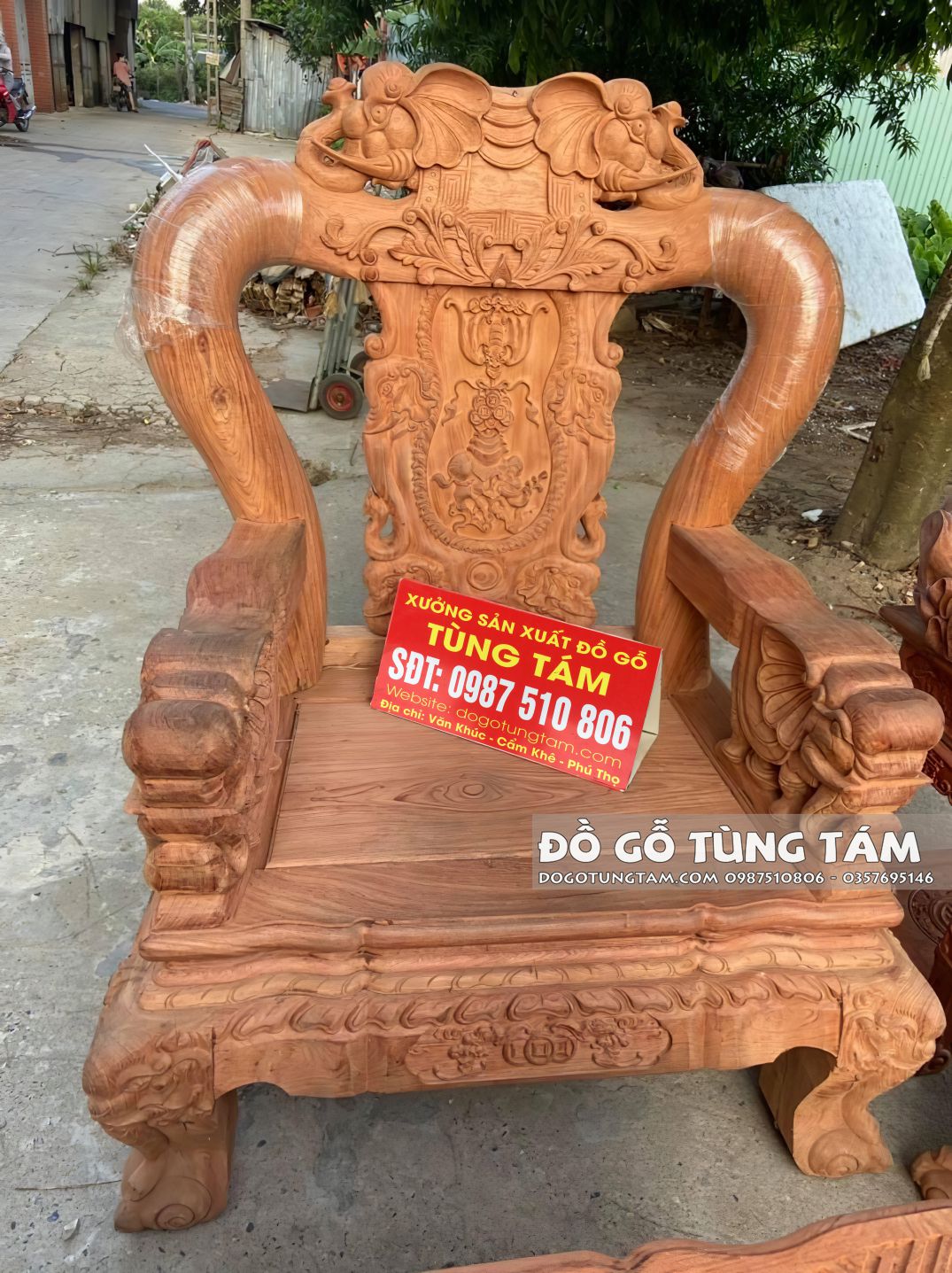 minh quoc voi huong da tay chan